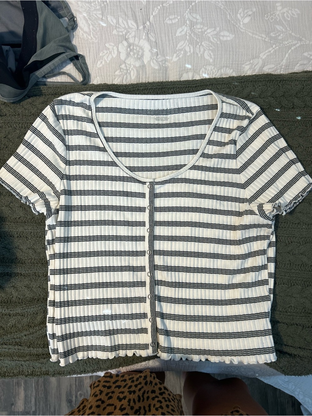 American Eagle Outfitters Black & White Striped Ribbed Button-Front Crop Top